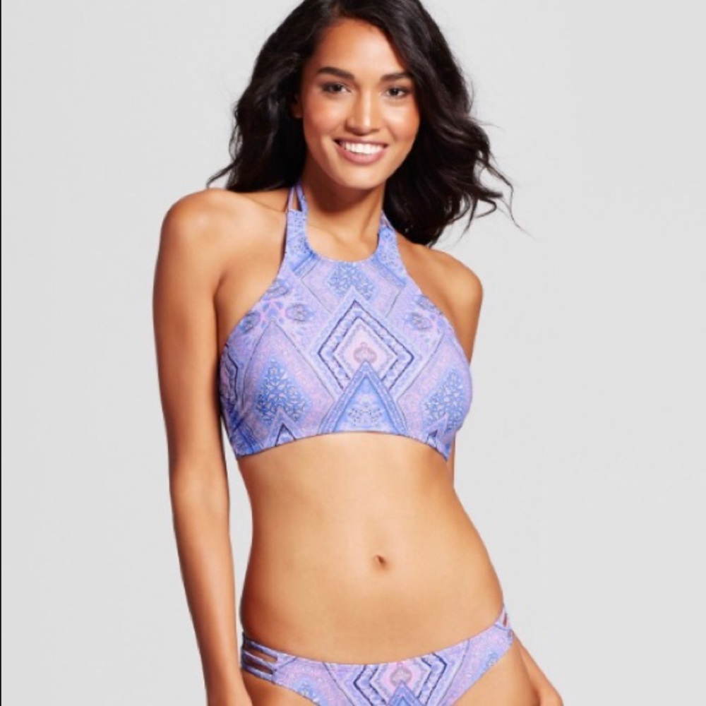 Women’s XL swim top